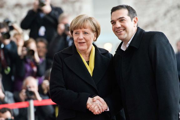 Merkel Tsipras’a anlaşma yolu gösterdi