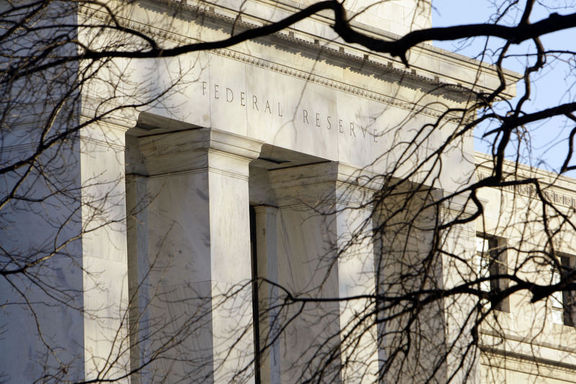 Fed/Bej Kitap: Ekonomi dolardaki dalgalanmalar ile genişledi