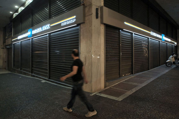 Yunanistan: Bankaların parası birkaç güne biter