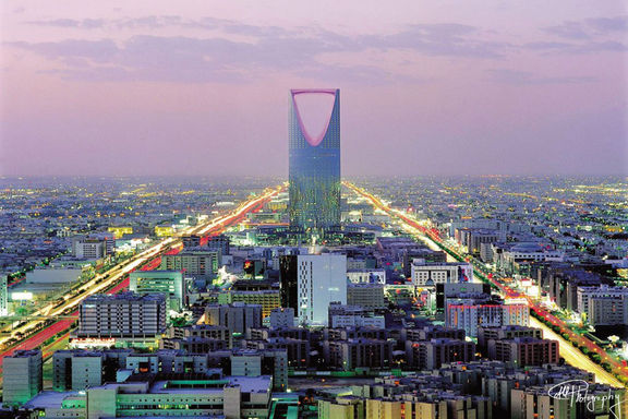 S. Arabistan 2014'te yerel piyasalardan 4 milyar $ borçlandı