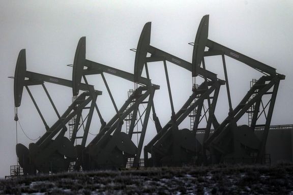 Petrol en büyük haftalık kayba yöneldi