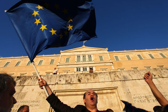 FT: IMF Yunanistan'ın kurtarma paketine dahil olmayacak