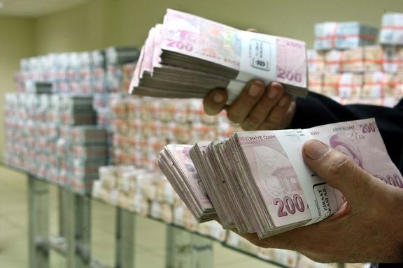 Türk Lirası enflasyonun ardından zayıfladı