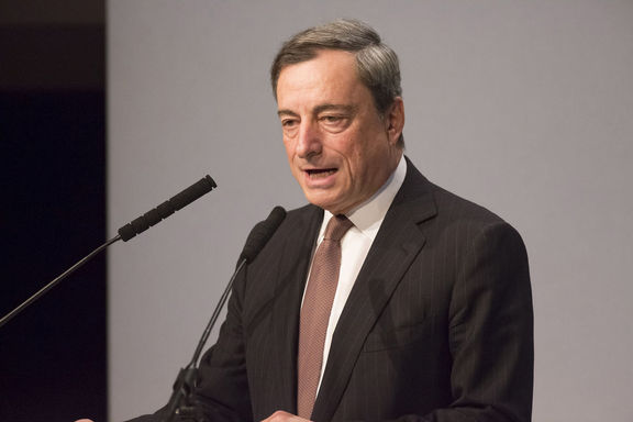 Draghi: 2015 enflasyon tahminini %0.1'e indirdik