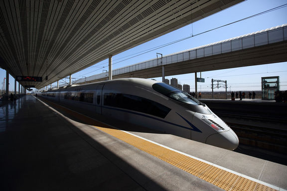 Çin ekonomik canlanma için demiryolu yatırımına yöneldi