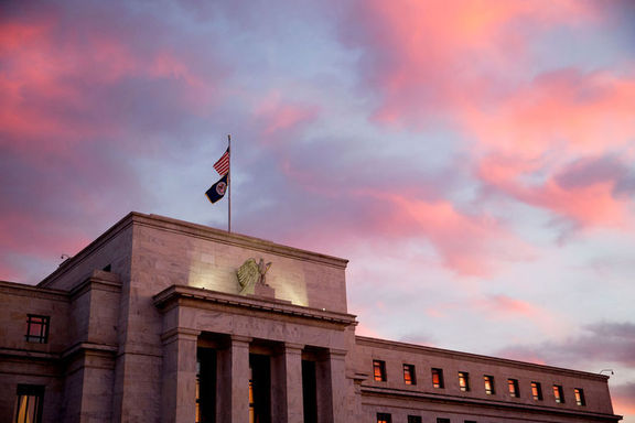 FOMC tutanakları faiz artırımında 2015 beklentilerini sarstı