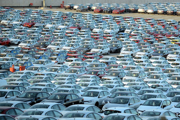 Otomobil ve hafif araç satışları % 3.5 düştü