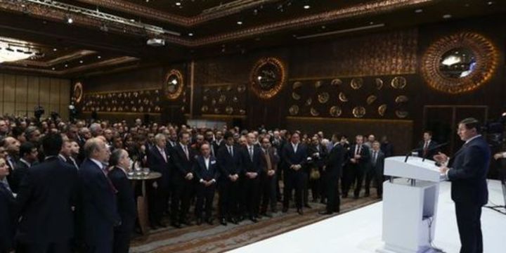 Davutoğlu: Asgari ücrette yük sadece işverenlerde olmayacak