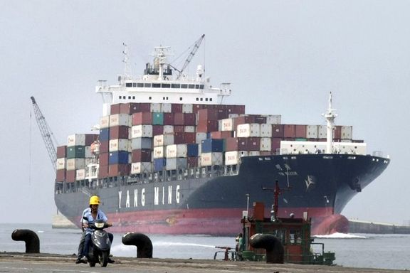 Çin'de ihracat düşüşünü beşinci aya taşıdı