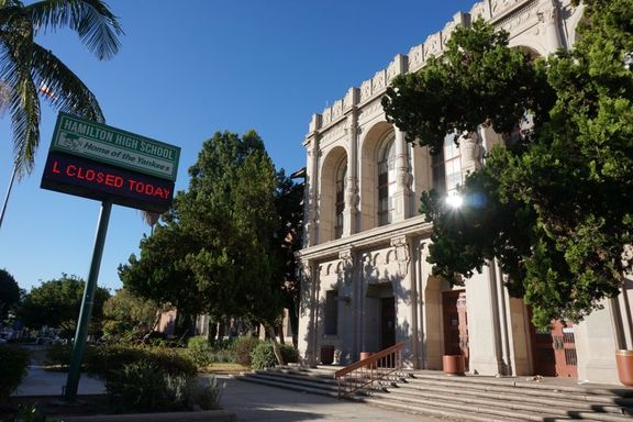 Los Angeles'ta okullar 'terör tehdidi' nedeniyle tatil