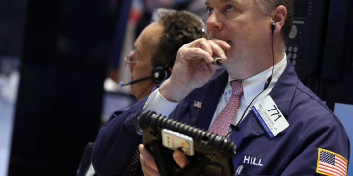 Wall Street sert düşüşle açıldı