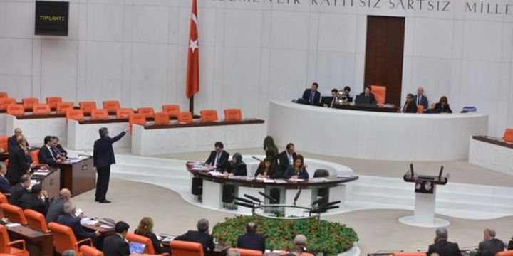 Küçük esnafı vergiden muaf tutacak kanun tasarısı TBMM