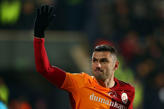 Galatasaray'lı Burak Yılmaz Çin'e transfer oldu