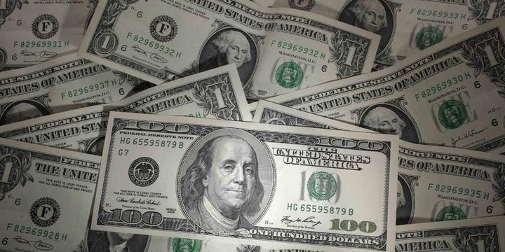 Euro ve yen dolar karşısında kayıplarını geri aldı