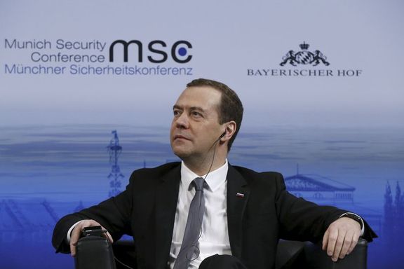 Medvedev: Yeni bir Soğuk Savaş dönemine doğru sürükleniyoruz