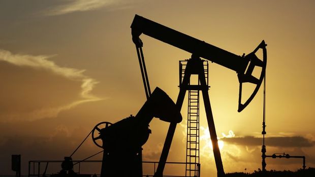 Kazakistan 2016'da 77 milyon ton petrol üretecek