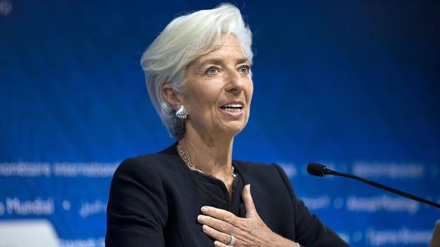 IMF/Lagarde: Petrol fiyatı beklenenden uzun süre düşük kalabilir