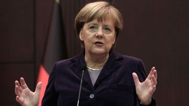 Merkel'in AB-Türkiye Zirvesi'nden 3 beklentisi var