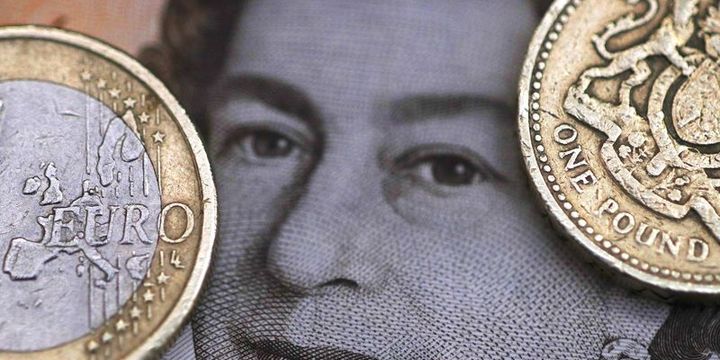Serbest piyasada döviz açılış fiyatları