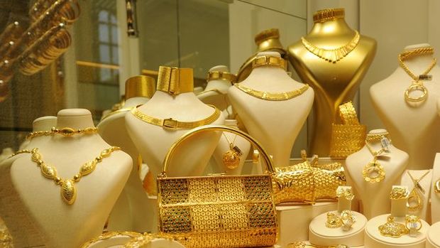 Altın fiyatları haftaya yatay seyirle başladı