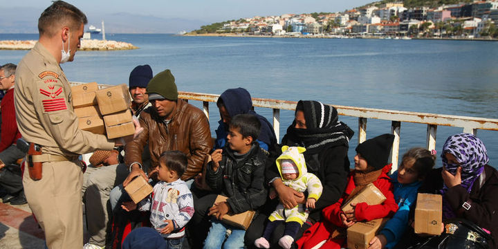 Sığınmacı geri kabulü bugün başladı