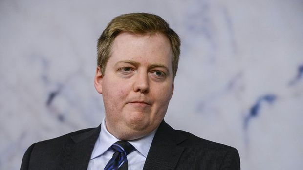 İzlanda Başbakanı David Gunnlaugsson istifa etti