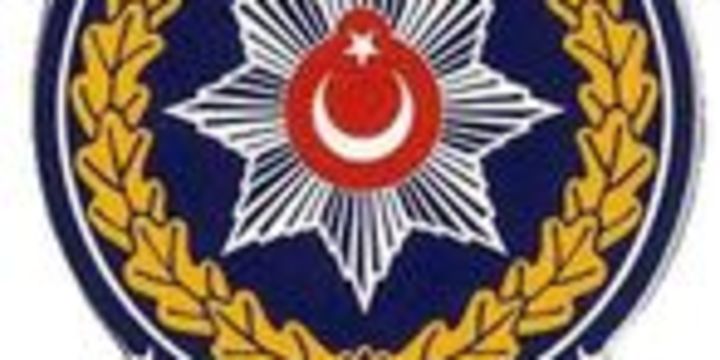 Dört bin yeni polis memuru Mayıs