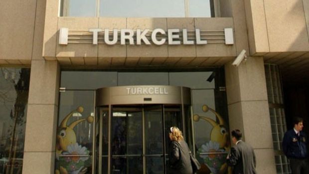 Turkcell 1. çeyrek karı üçe katladı