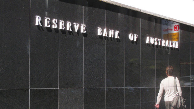 Avustralya Merkez Bankası faiz düşürdü