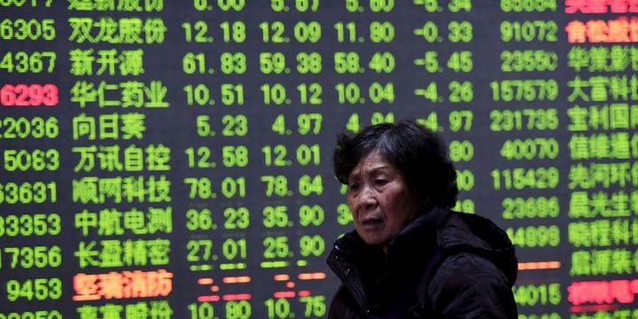 Hong Kong hisseleri bir ayın düşüğüne geriledi