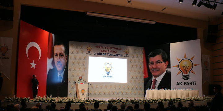 AK Parti Mayıs ayında kongreye gidiyor