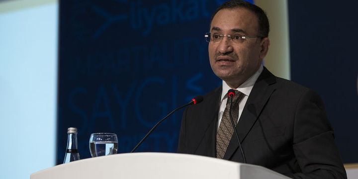 Bozdağ:Yargıtay ve Danıştay üyeliklerini 12 yılla sınırlandırıyoruz
