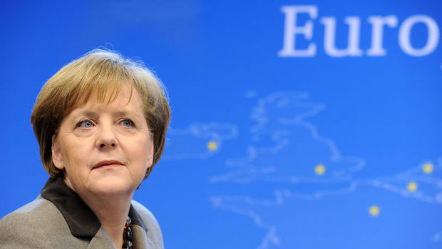 Merkel: Avrupa'nın birliği için dönüm noktasındayız