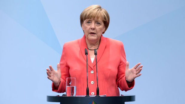 Merkel: Kalıcı güvenlik ancak Rusya'yla birlikte sağlanabilir
