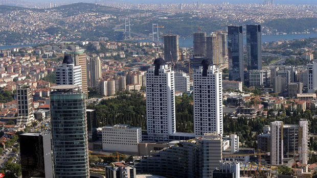 Türkiye bankacılığı önünde terör olayları ve ucuz enerji tehlikesi