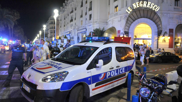 Fransa'nın Nice kentinde terör saldırısı: 84 ölü