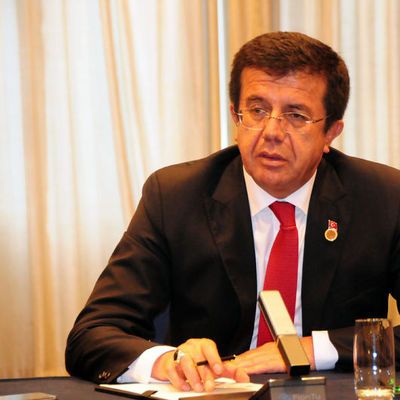 Zeybekci: TCMB'nin tereddüt göstermesini anlayışla karşılarım