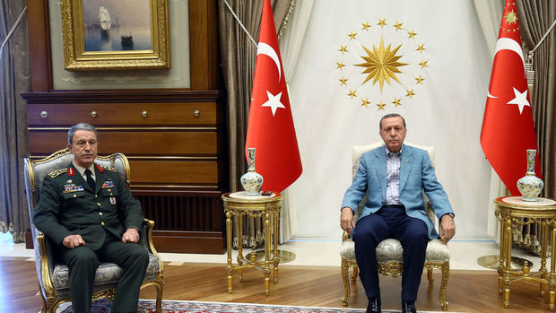 Cumhurbaşkanı Erdoğan Genelkurmay Başkanı Akar'ı kabul etti