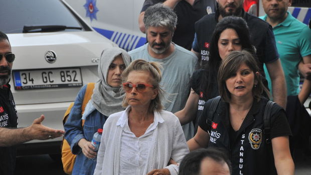 FETÖ soruşturması kapsamında 17 gazeteci tutuklandı