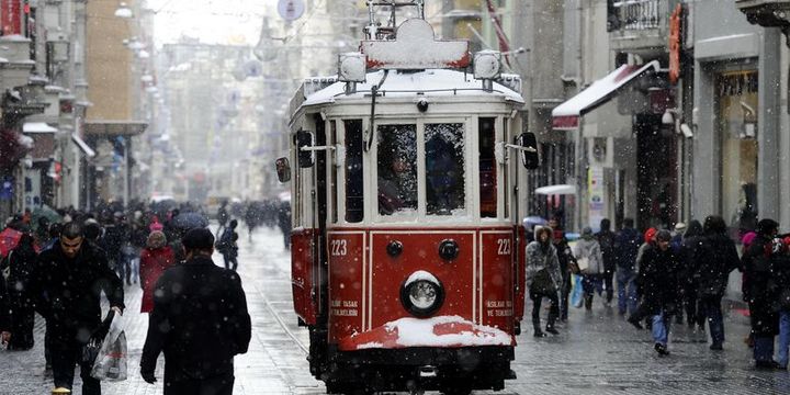 En pahalı kiranın ödendiği caddelerde TL