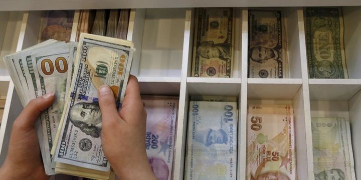 Dolar/TL Fitch ve Fed etkisiyle haftaya yükselişle başladı