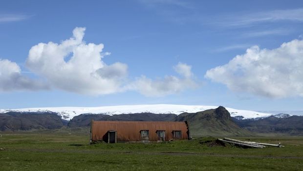 İzlanda'nın en büyük volkanının hareketlenmesiyle ülke alarma geçti