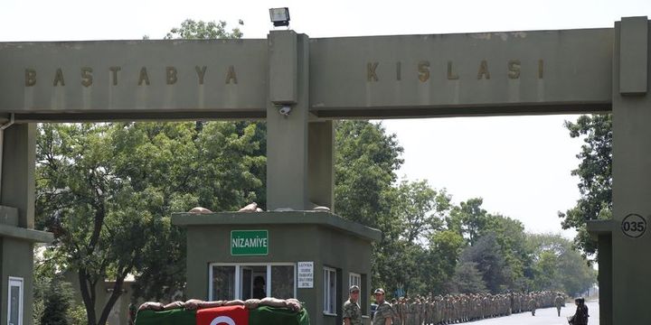 820 askeri personel daha ordudan ihraç edildi