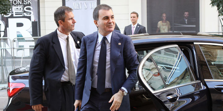 AB Bakanı Çelik El Pais ve Bloomberg