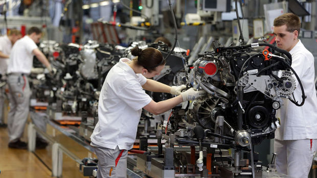 Almanya sanayi üretimi 2 yılın en büyük düşüşünü kaydetti
