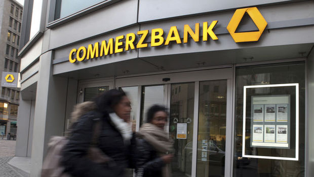Boersen-Zeitung: Commerzbank 5,000 kişiyi işten çıkarmaya hazırlanıyor