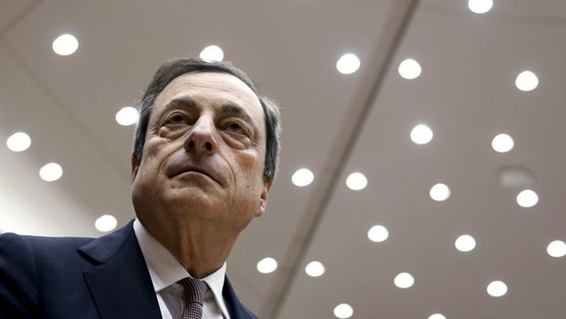 Draghi: Deutsche Bank'taki sorunlardan AMB sorumlu değil