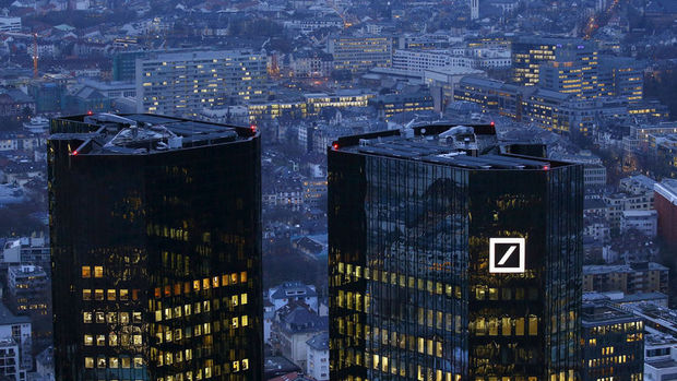 Deutsche Bank hisseleri “Cryan” ardından dalgalı seyrediyor