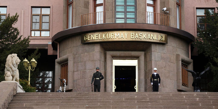 540 askeri personel geçici olarak görevlerinden uzaklaştırıldı