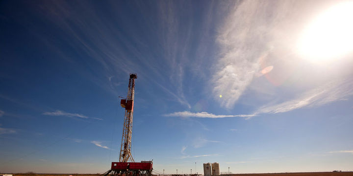 Goldman: Petroldeki yükseliş 55 dolarda hız kesecek